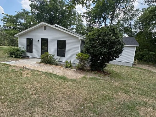 28180 Peach Orchard Rd, Wagram, NC 28396