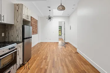 256 Malcolm X Boulevard, #4R