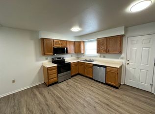 2808 Fremont Ct #2808, Lebanon, MO 65536