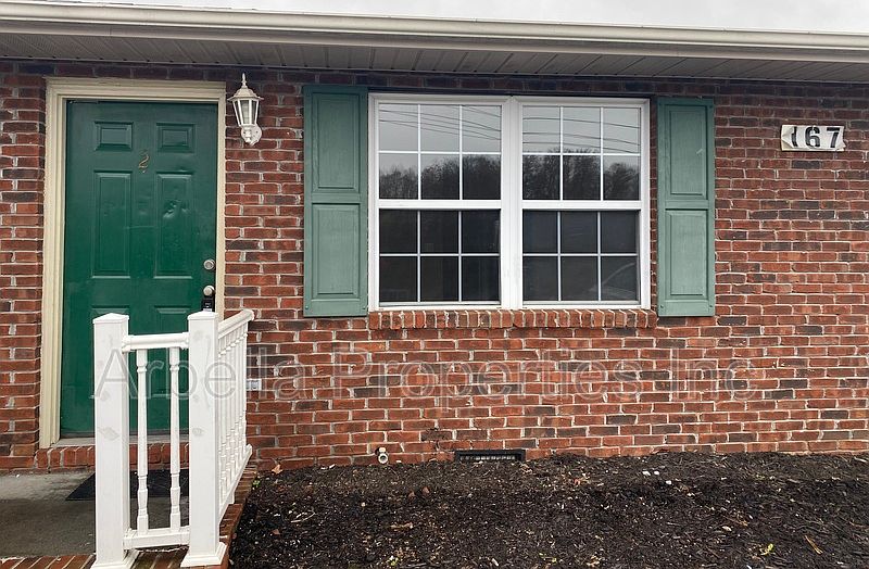 1st image of 167 Minga Dr APT 2