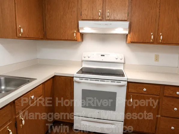 1207 Hewitt Ave APT 9, Saint Paul, MN 55104