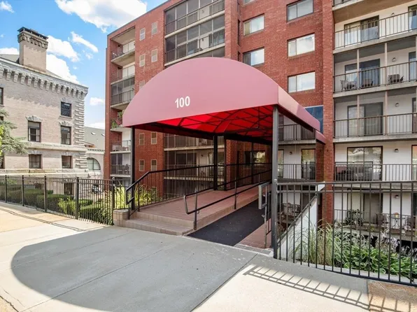 100 High St APT 308, Medford, MA 02155