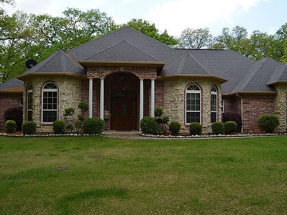 4th image of 220 Turtle Creek Dr