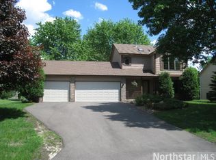 1867 Windjammer Dr, Woodbury, MN 55125