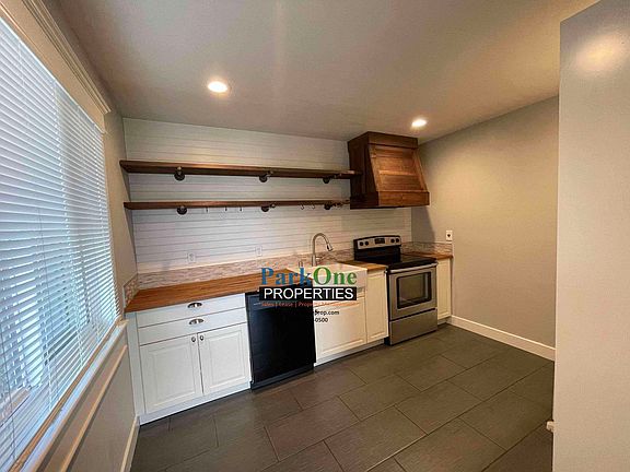 4th image of 30 Carquinez Scenic Dr APT A