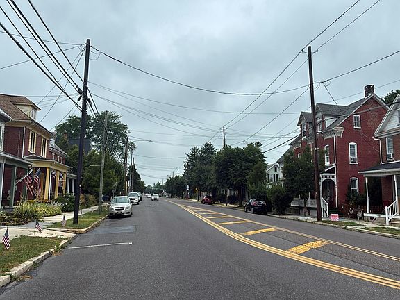 5th image of 131 W Penn Ave