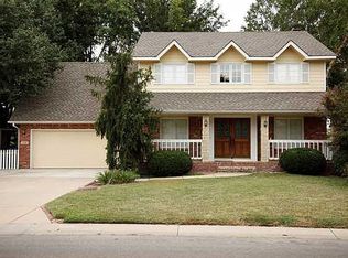 1935 E Country View Dr, Derby, KS 67037