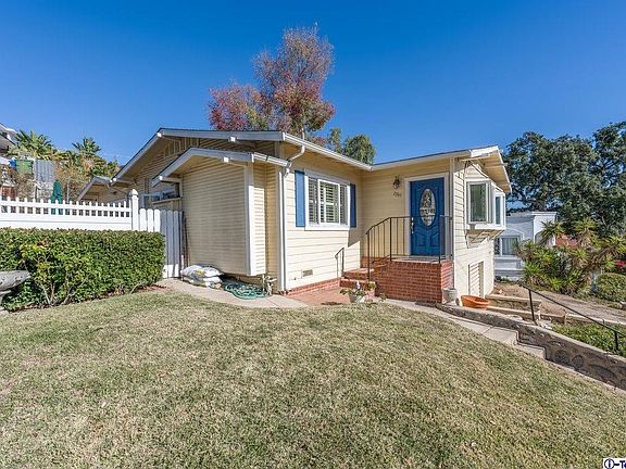 2nd image of 2339 Loy Ln