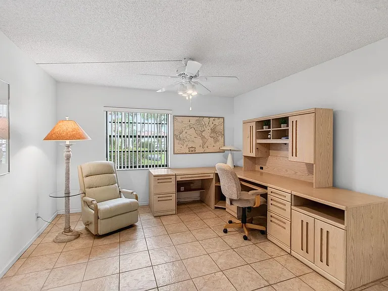 5851 Parkwalk Dr — Photo 31