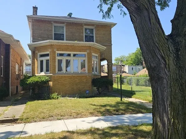 7718 S Bennett Ave, Chicago, IL 60649