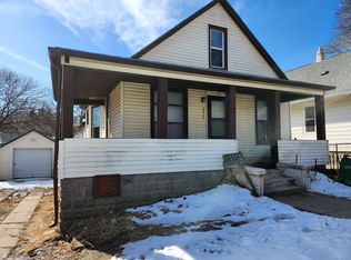 3517 V St, Omaha, NE 68107