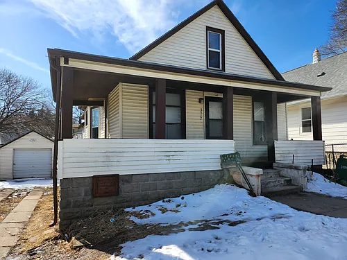 3517 V St Photo 1