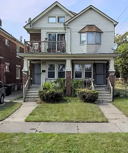 1926 Clements St Photo 1