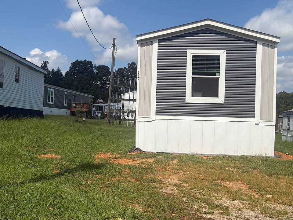 1st image of 147 Hubert Dr