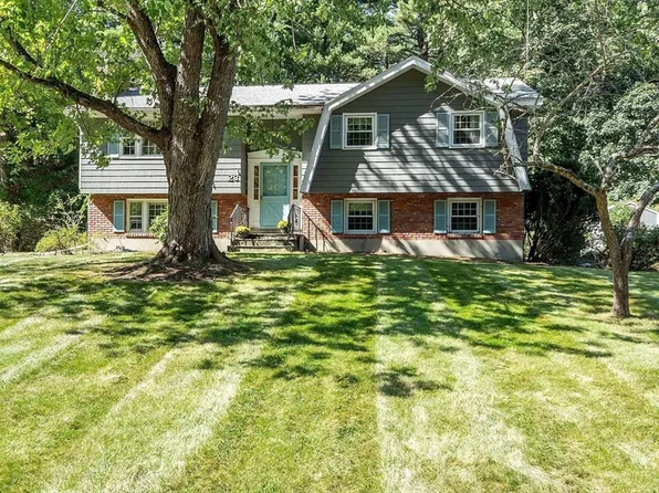 23 Purcell Dr, Chelmsford, MA 01824