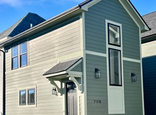 717 E 27th St #B, Indianapolis, IN 46205