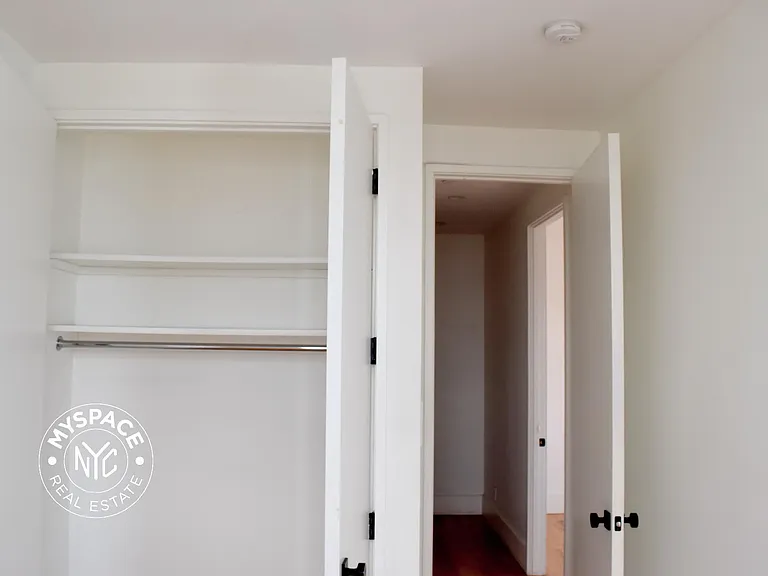 1520 Saint Johns Pl #5 — Photo 14