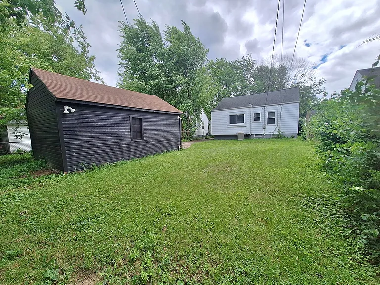 20293 Washtenaw St — Photo 3