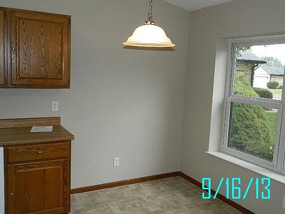 3rd image of 120 Wrenwood Ct