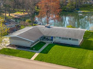 315 Sunset Dr, Columbus, IN 47201