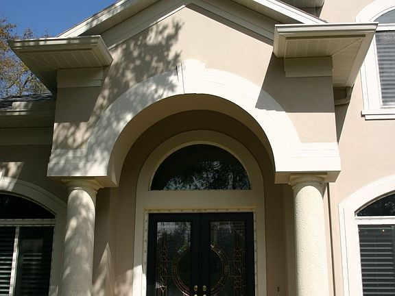 3rd image of 4605 W Sunset Blvd