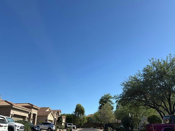 5th image of 2418 W Barbie Ln
