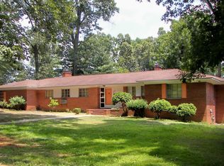 315 S Evergreen Ave, Siler City, NC 27344