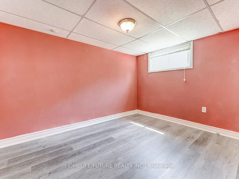 53 Dennett Dr #BASEMENT — Photo 7