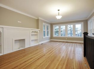 2714 W Winnemac Ave APT 1, Chicago, IL 60625