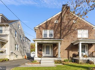 334 Oak Rd, Glenside, PA 19038