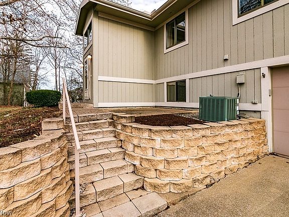 3rd image of 7135 N Churchill Pl Unit H