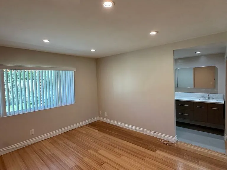 927 Redlen Ave — Photo 57