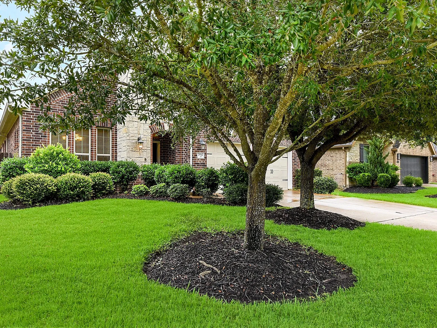 4 bed, 2.0 bath, 2141 sqft, $2,500 — Photo 4