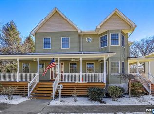 78 W Prospect St APT B, Waldwick, NJ 07463