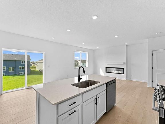 4th image of 22339 Isla Way