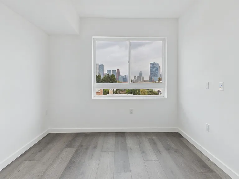 Diamante Apartment Homes — Photo 13