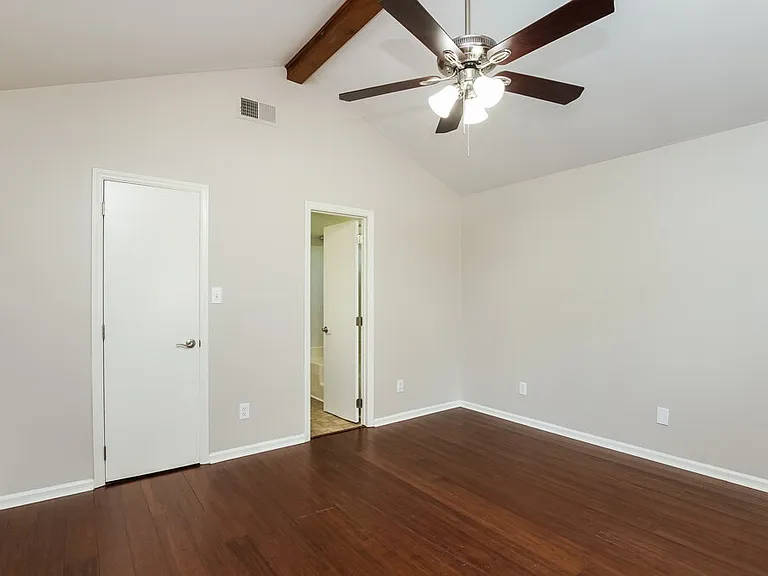 12907 Silbury Ln — Photo 9