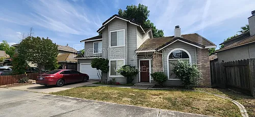 1020 Stonridge Dr Photo 1