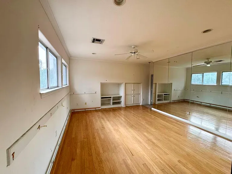 15106 Green Tavern Ct — Photo 33