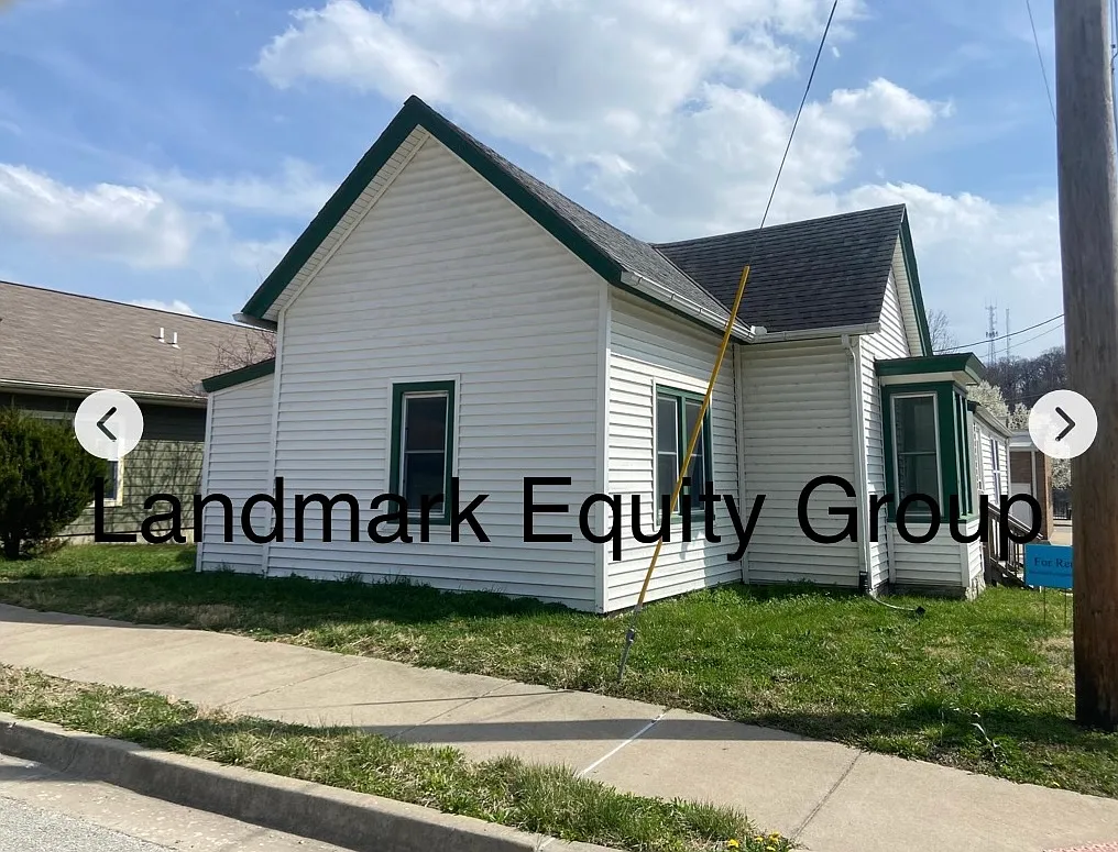 3 bed, 1.5 bath, 1166 sqft, $995 — Photo 1