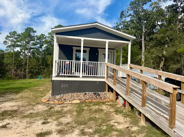 1151 Lakeside Dr, Huntsville, TX 77320
