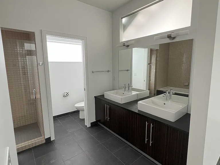 Third floor master bedroom ensuite bathroom