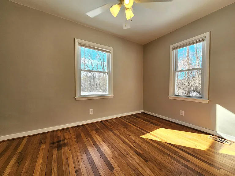 4449 S Saginaw Rd — Photo 6