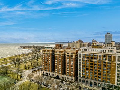 5300 S Shore Dr APT 59, Chicago, IL, 60615