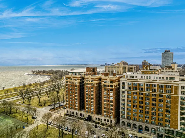 5300 S Shore Dr APT 59, Chicago, IL 60615