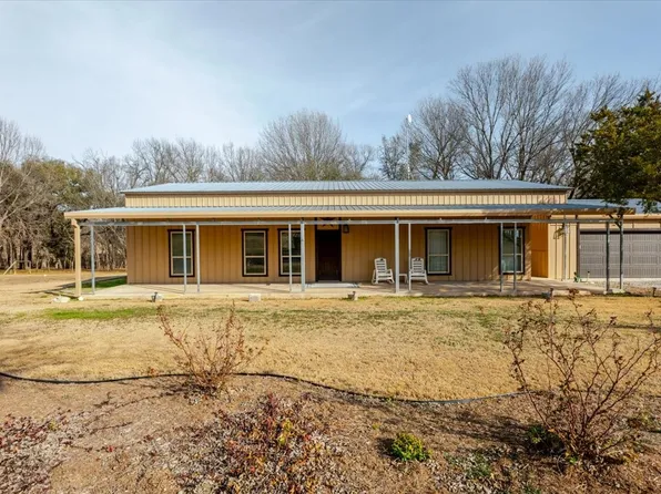 831 Dill Rd, Weatherford, TX 76085