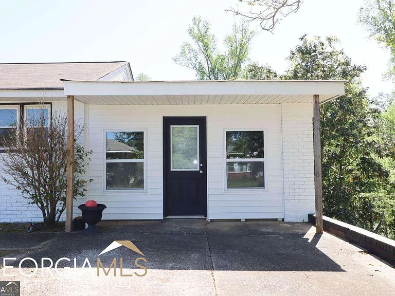 15 Watson Dr — Photo 3