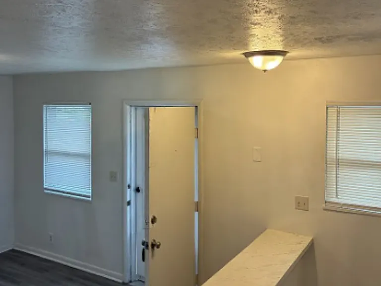4115 Pinecroft Dr — Photo 11