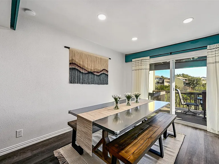 115 Comanche Point — Photo 12