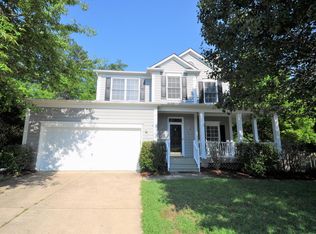 102 Carbe Ct, Cary, NC 27519